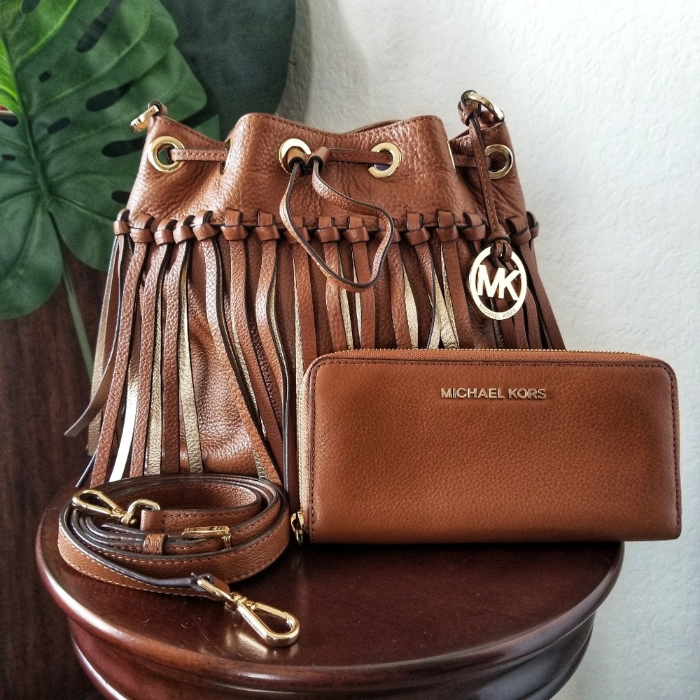 NWOT • Michael Kors Fringe Hobo w/ Wallet